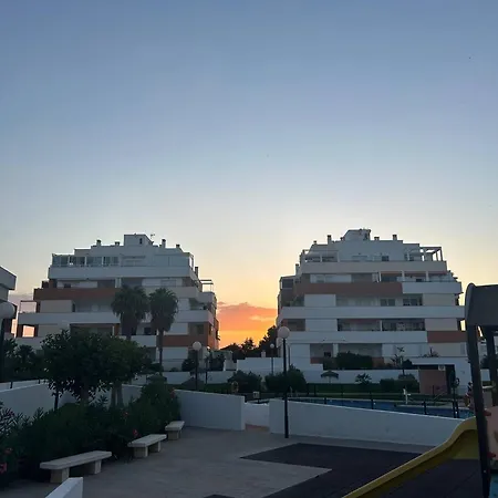 Serena Beach, Golf And Natural Park Apartment