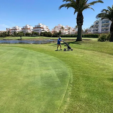 Serena Beach, Golf And Natural Park Apartment